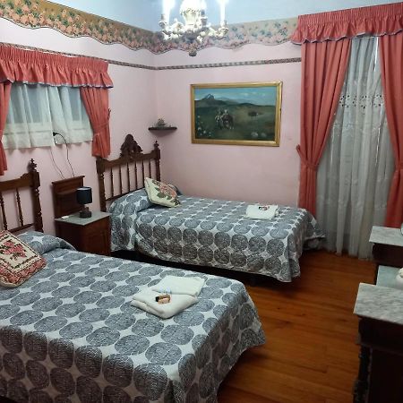 El Bordon De La Casa Batallon Саррія Екстер'єр фото